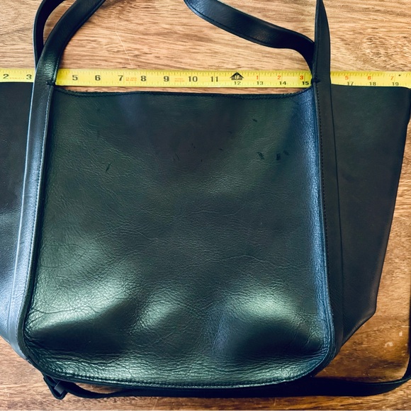 Madewell | Sydney Leather Tote - Picture 6 of 7